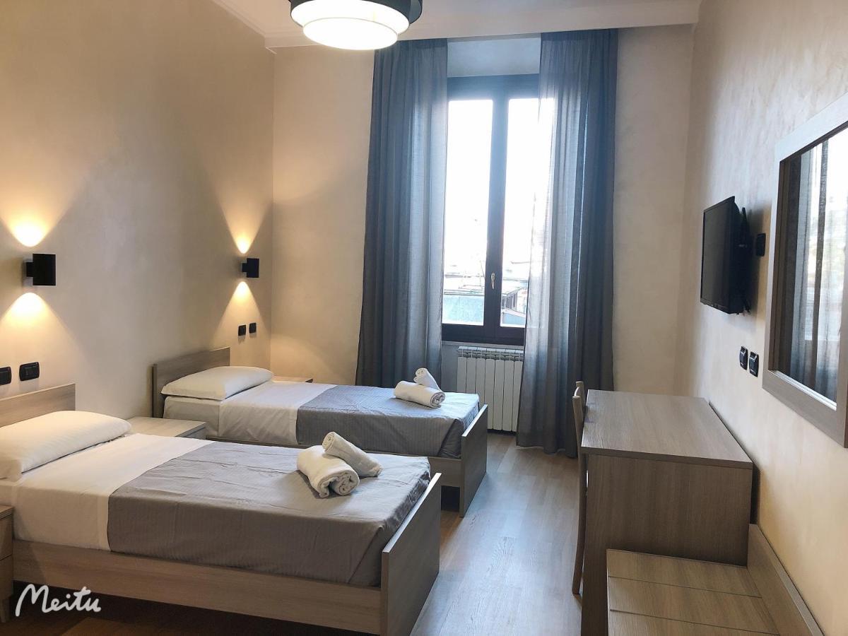 Romafullhouse Guesthouse Extérieur photo